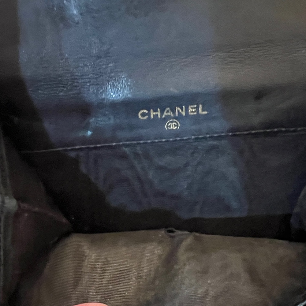 CHANEL Black Textured Leather Wallet GUC see all photos! - Picture 11 of 16